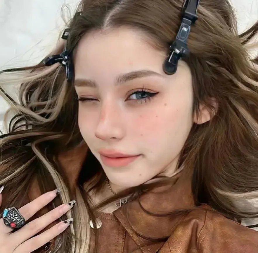 血色玫瑰