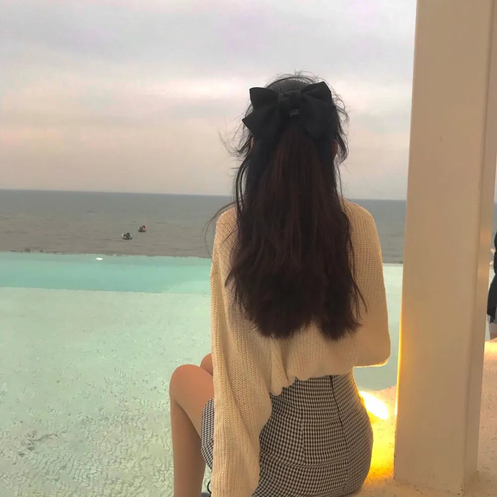 歌女五美图
